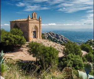 Монастырь Монсеррат и винодельня дель Пенедес - Barcelona, Іспанія