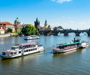 Теплоходная прогулка по Влтаве - Prague, Czech Republic