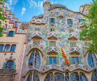 Экскурсия в мир Антонио Гауди - Barcelona, Іспанія