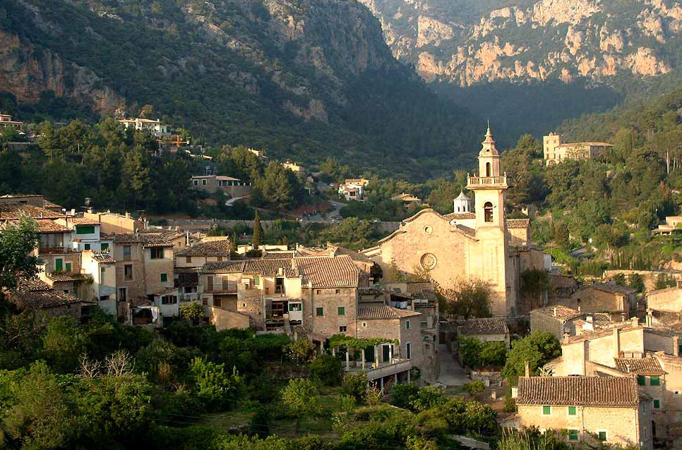 Вальдемоса и Усадьба Ла Гранха - Mallorca, Іспанія