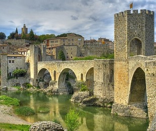 Рупит, Бесалу, Кастельфольит-де-ла-Рока (в мини-группе) - Costa Brava, Іспанія